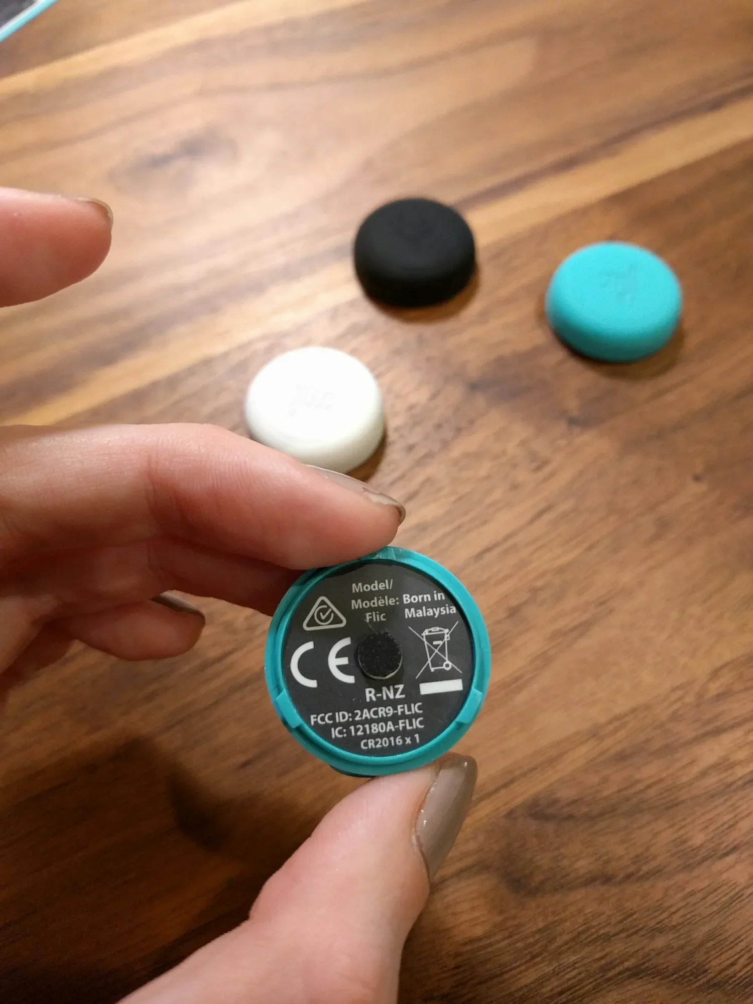 Button and unboxing.